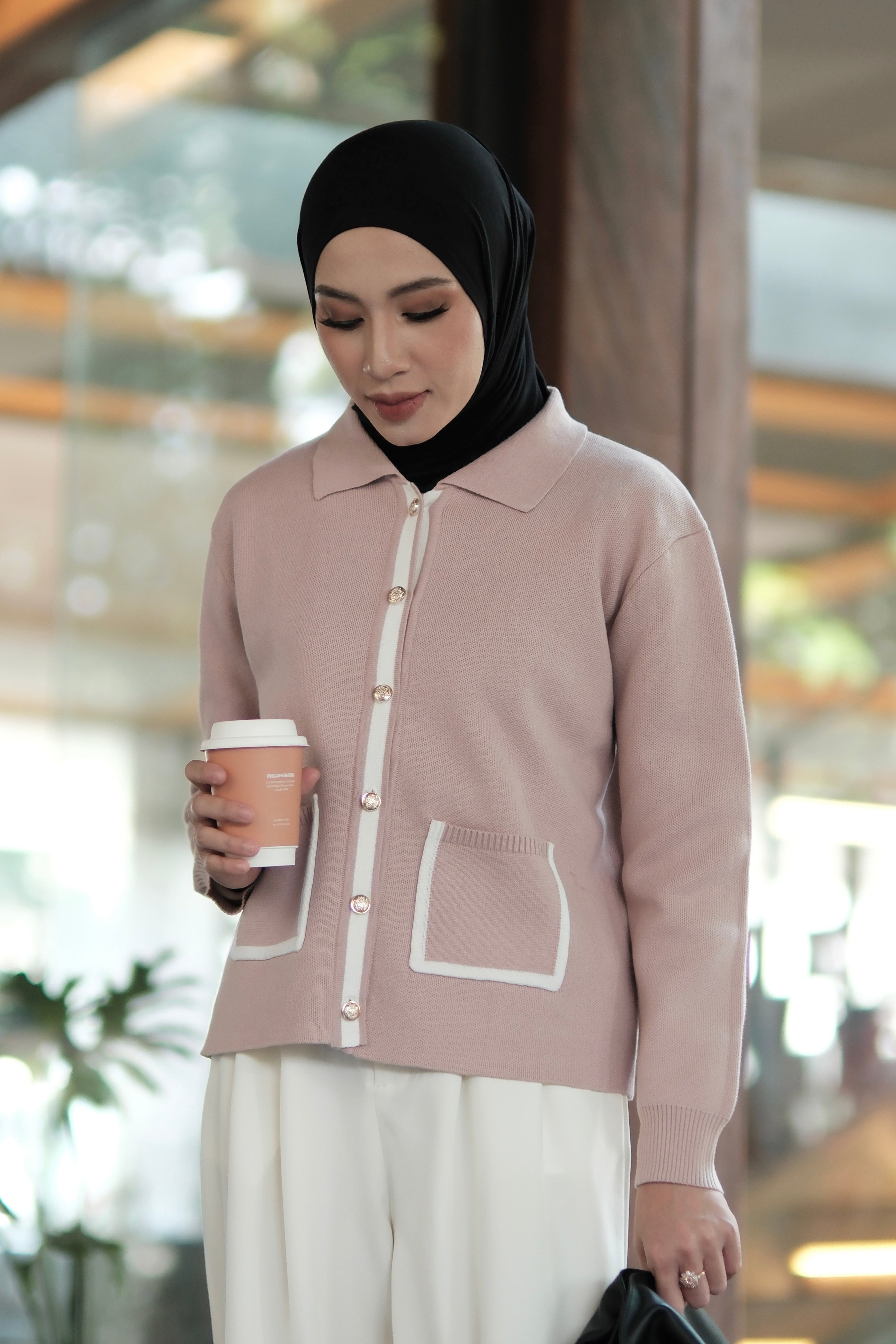 Emma Cardy - Tea Rose - Cardigan Berkancing Wanita Bahan Knit Aksen Garis