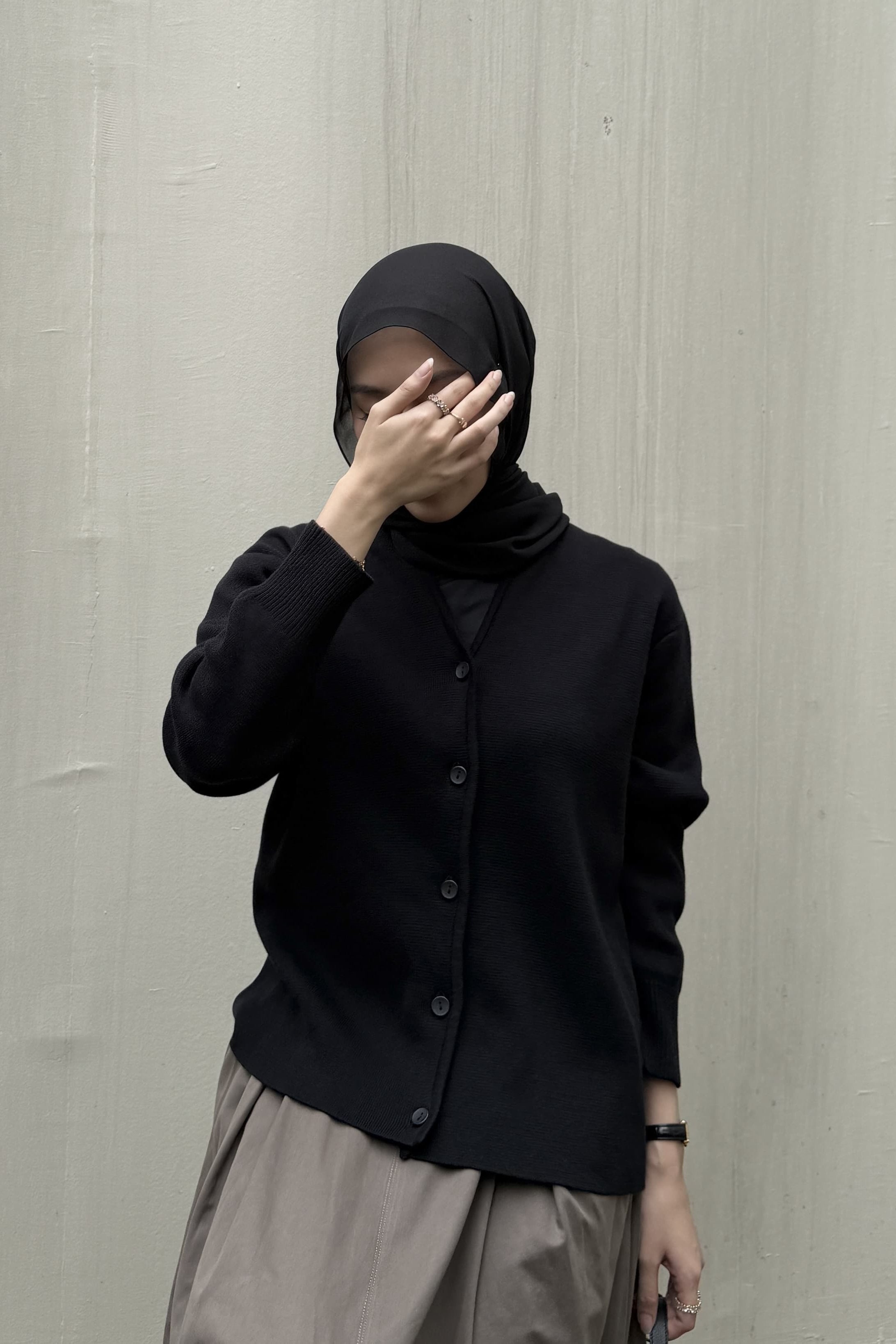 Gueny Cardy - Cardigan Wanita Bahan Knit Premium