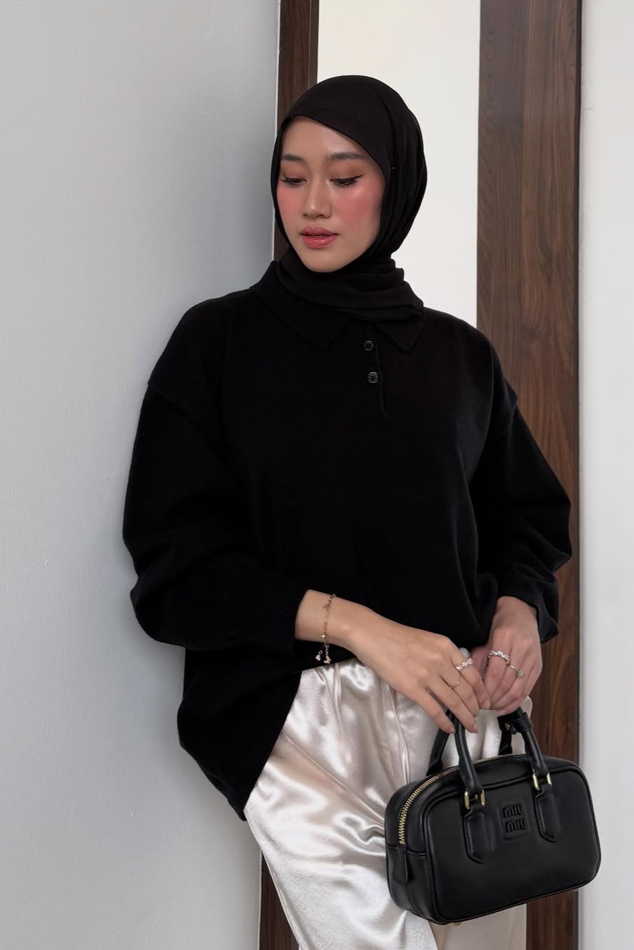 Polo Sweater - Black - Sweater Wanita Bahan Wool Acrylic Premium