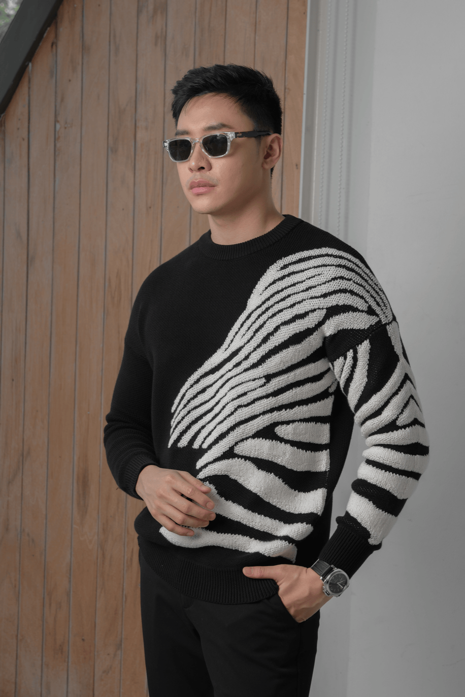 Cozy Knit Sweater - Black - Sweater Rajut Halus Nyaman Berkualitas
