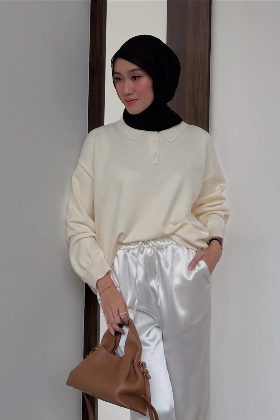 Polo Sweater - Broken White - Sweater Wanita Bahan Wool Acrylic Premium