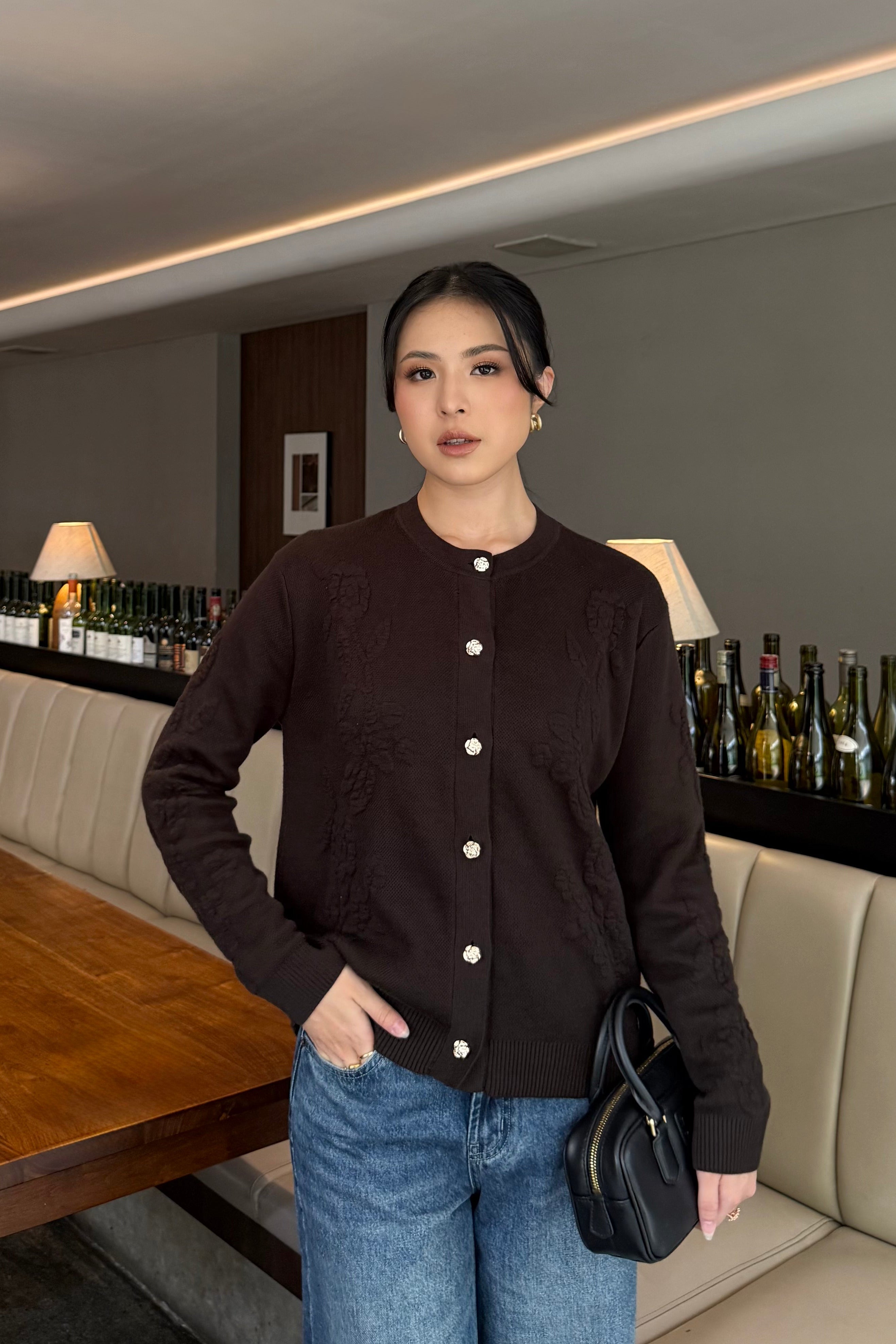 Dara Cardy - Cardigan Wanita Stylish Timeless Bahan Cotton Knit