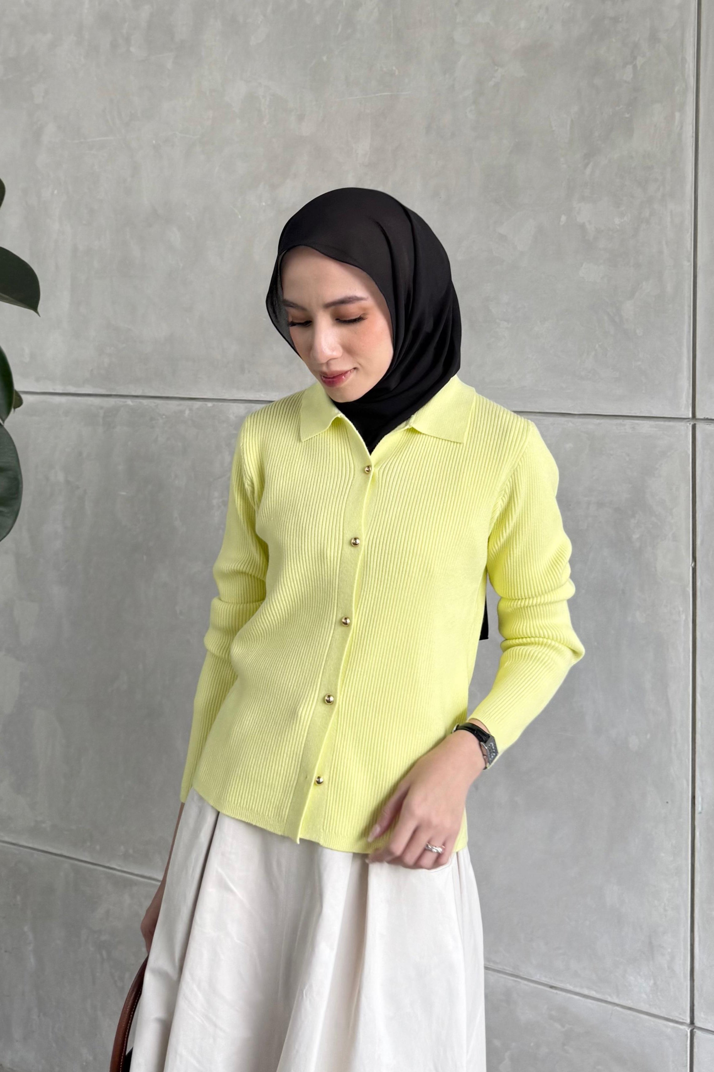 Yure Sweater - Lime - Atasan Wanita Bahan Knit Premium