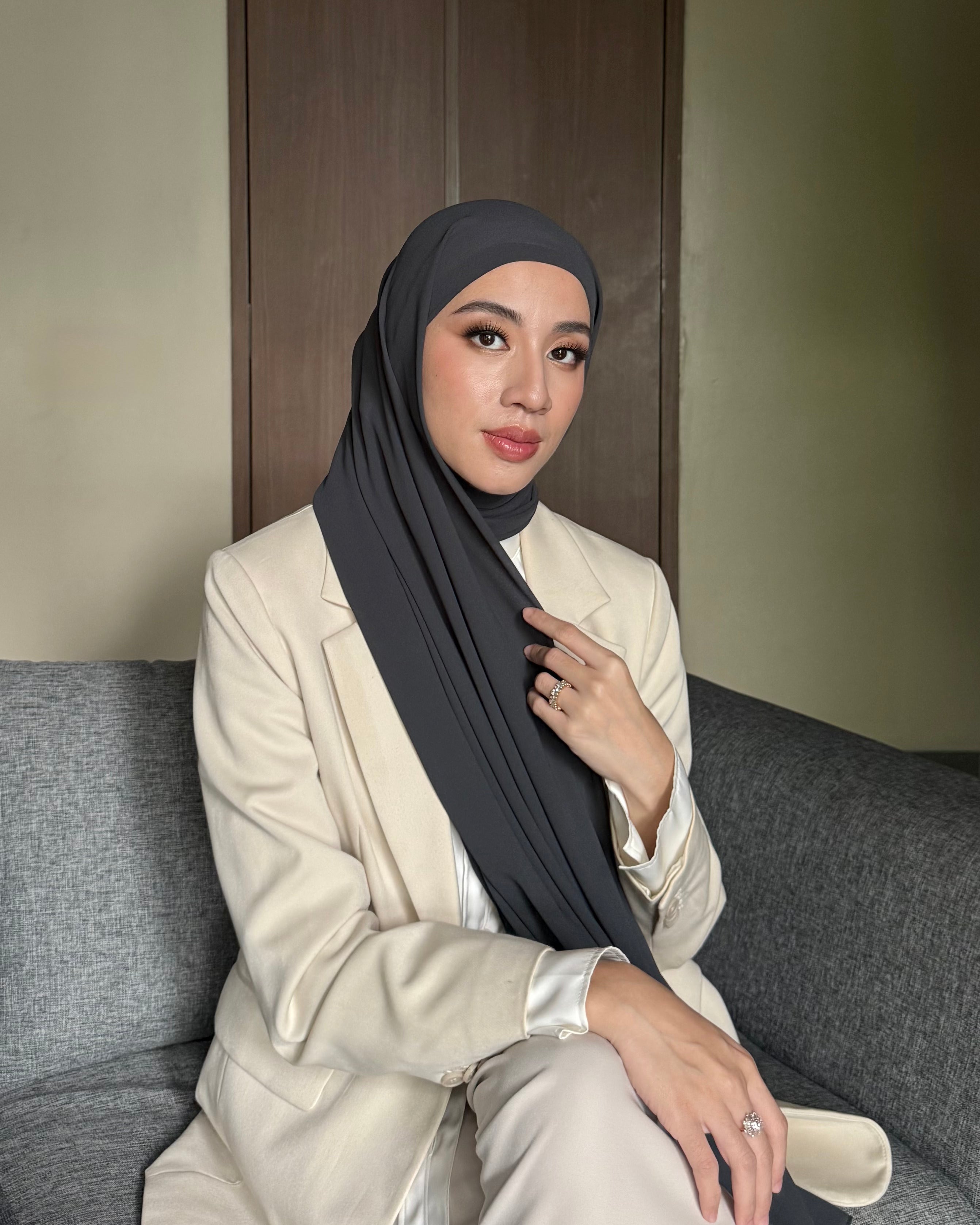 [DEFECT] Mega Inner Shawl  - Hijab Stylish Bahan Cerruty Premium