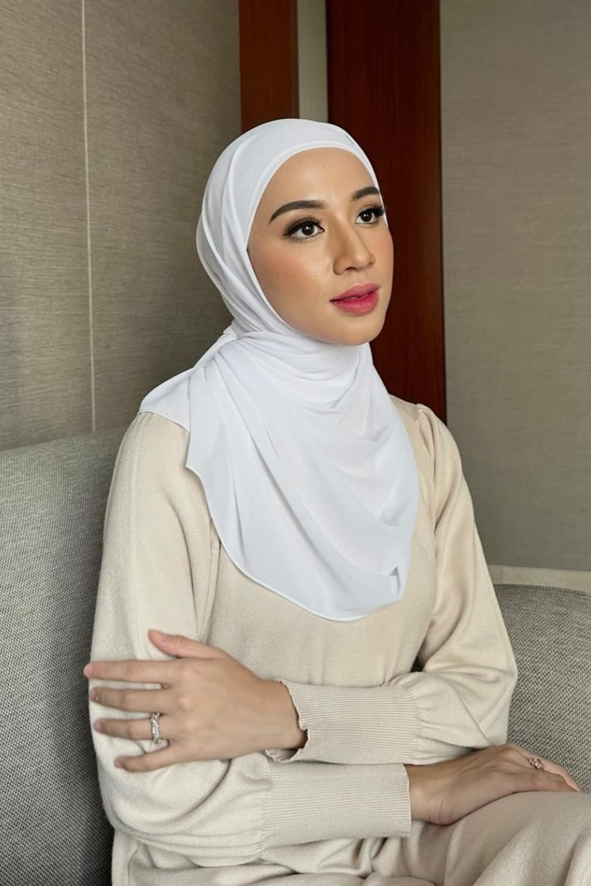 [DEFECT] - Mega Inner Shawl  - Hijab Stylish Bahan Cerruty Premium